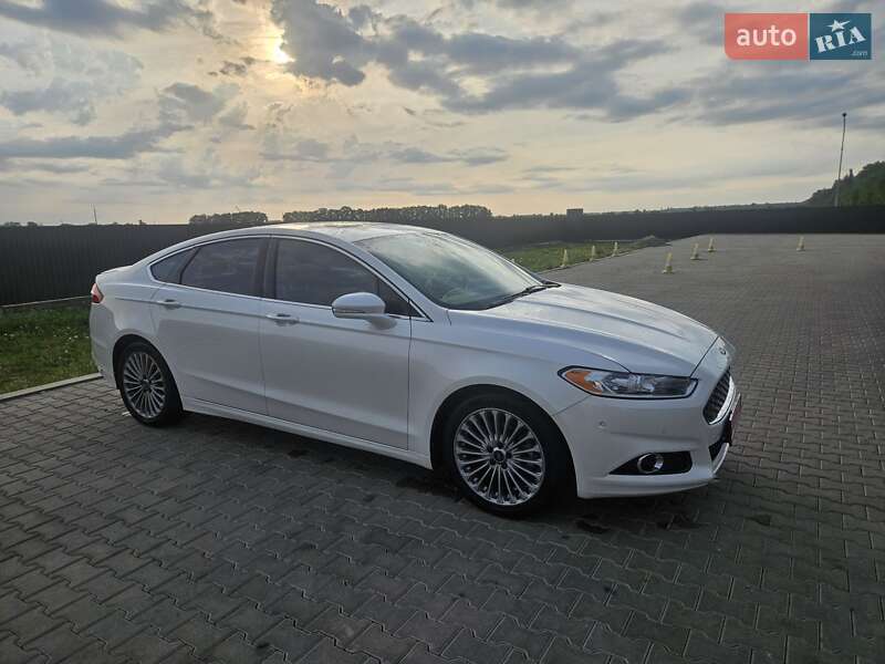 Седан Ford Fusion 2013 в Кагарлыке