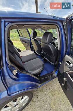 Хетчбек Ford Fusion 2007 в 