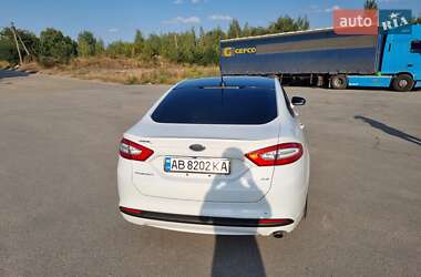 Седан Ford Fusion 2015 в 