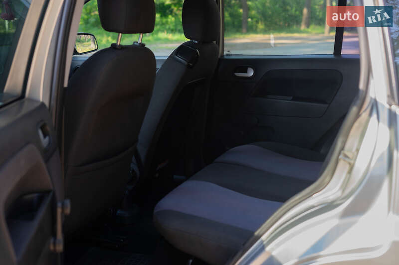 Хэтчбек Ford Fusion 2008 в Житомире