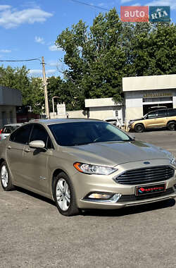 Седан Ford Fusion 2017 в 