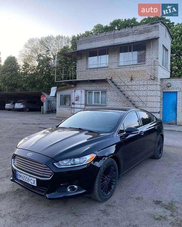 Седан Ford Fusion 2016 в 