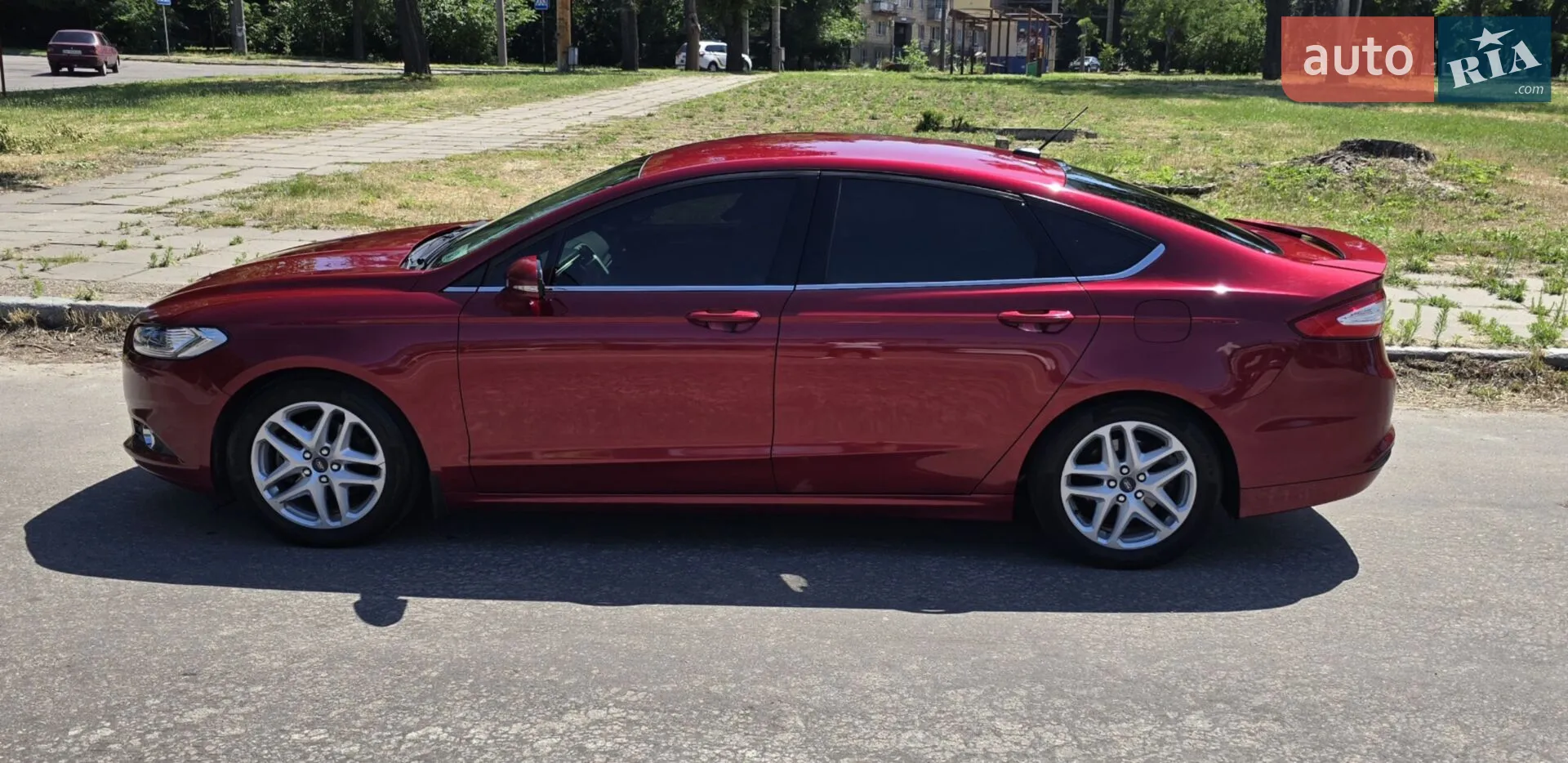 2016 Ford Fusion - мініатюра 26