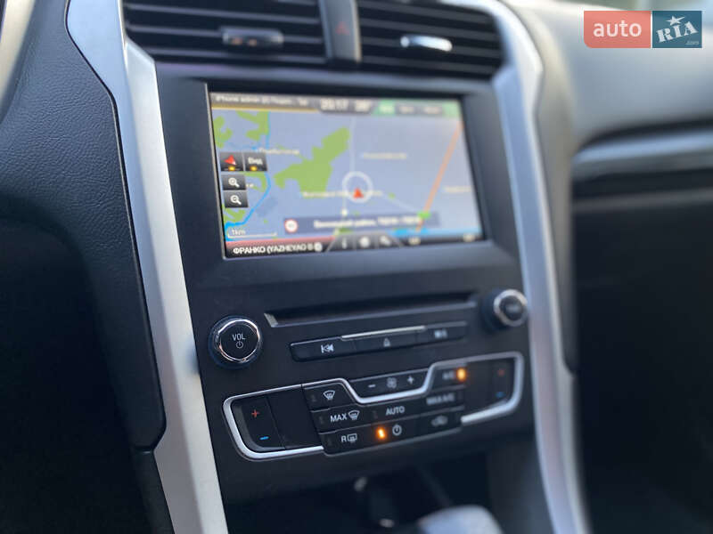 Седан Ford Fusion 2015 в Виннице