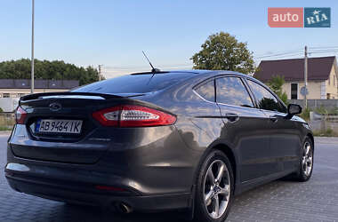 Седан Ford Fusion 2015 в 