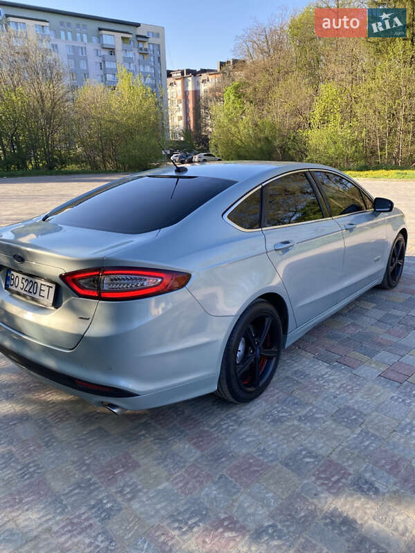 Седан Ford Fusion 2014 в Тернополе