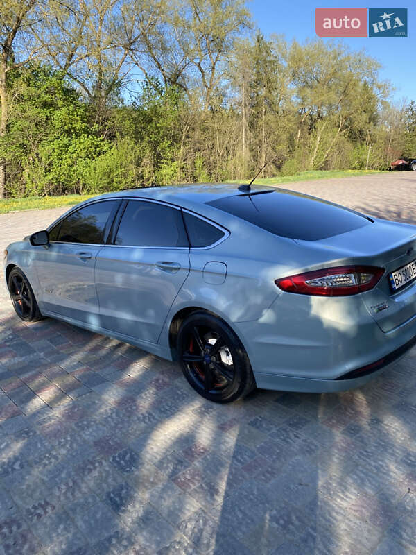 Седан Ford Fusion 2014 в Тернополе