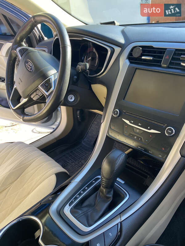 Седан Ford Fusion 2014 в Тернополе