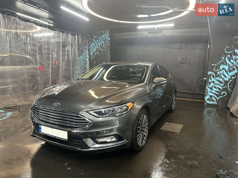 Ford Fusion 2018