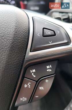 Седан Ford Fusion 2020 в 