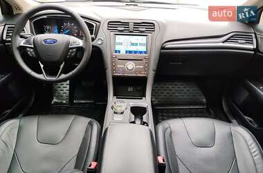 Седан Ford Fusion 2020 в 