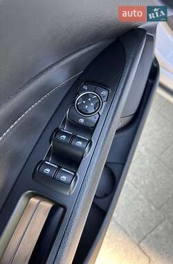 Седан Ford Fusion 2018 в 