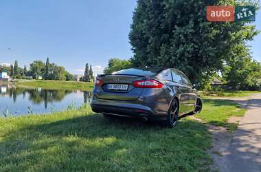 Седан Ford Fusion 2016 в 