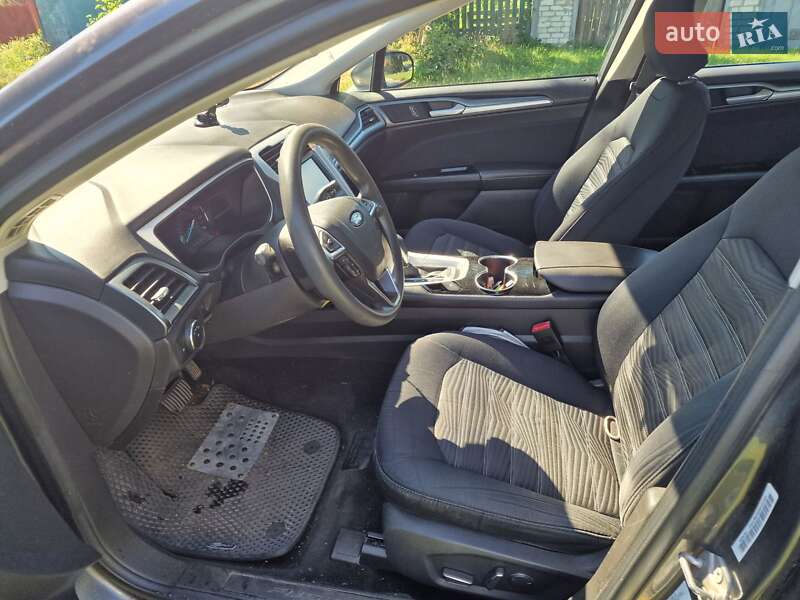 Седан Ford Fusion 2016 в Кременчуге