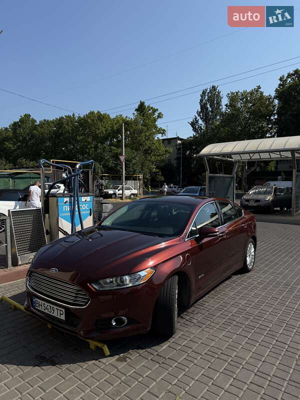 Ford Fusion 2014