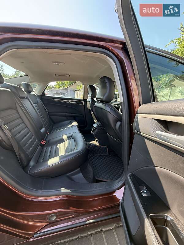 Седан Ford Fusion 2014 в Одессе