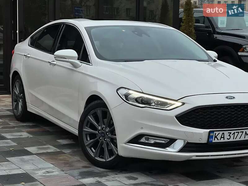 Седан Ford Fusion 2017 в Тернополі