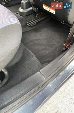 Хэтчбек Ford Fusion 2011 в 