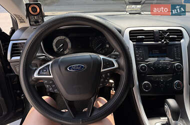 Седан Ford Fusion 2014 в 
