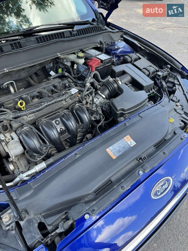 Седан Ford Fusion 2015 в Нежине