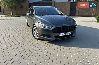 Седан Ford Fusion 2015 в Черкассах