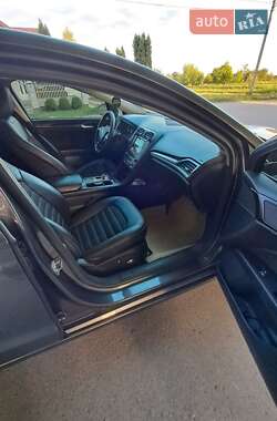 Седан Ford Fusion 2018 в 