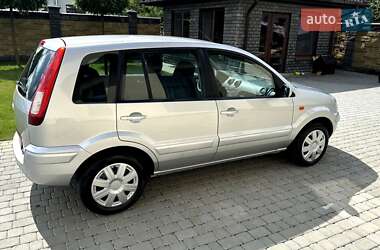 Хэтчбек Ford Fusion 2007 в 