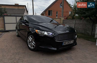 Седан Ford Fusion 2014 в 
