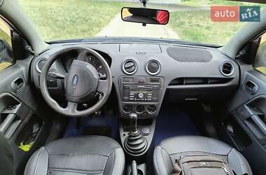 Хетчбек Ford Fusion 2010 в 