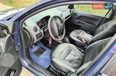 Хетчбек Ford Fusion 2010 в 