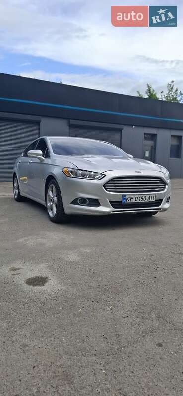 Седан Ford Fusion 2016 в Дніпрі