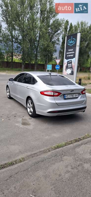 Седан Ford Fusion 2016 в Дніпрі