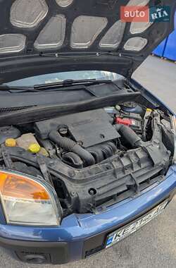 Хэтчбек Ford Fusion 2007 в 