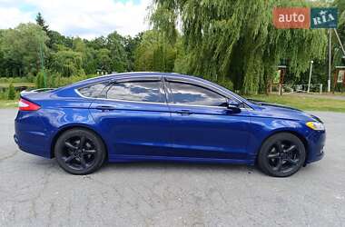 Седан Ford Fusion 2013 в 