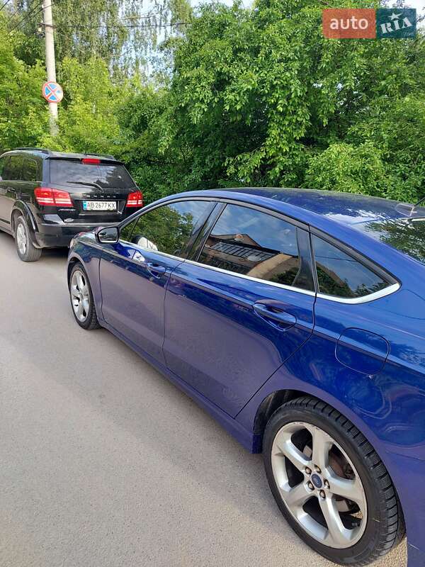 Седан Ford Fusion 2015 в Виннице