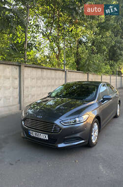 Седан Ford Fusion 2015 в Києві