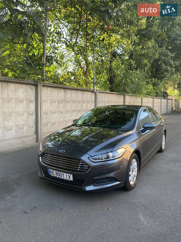 Ford Fusion 2015