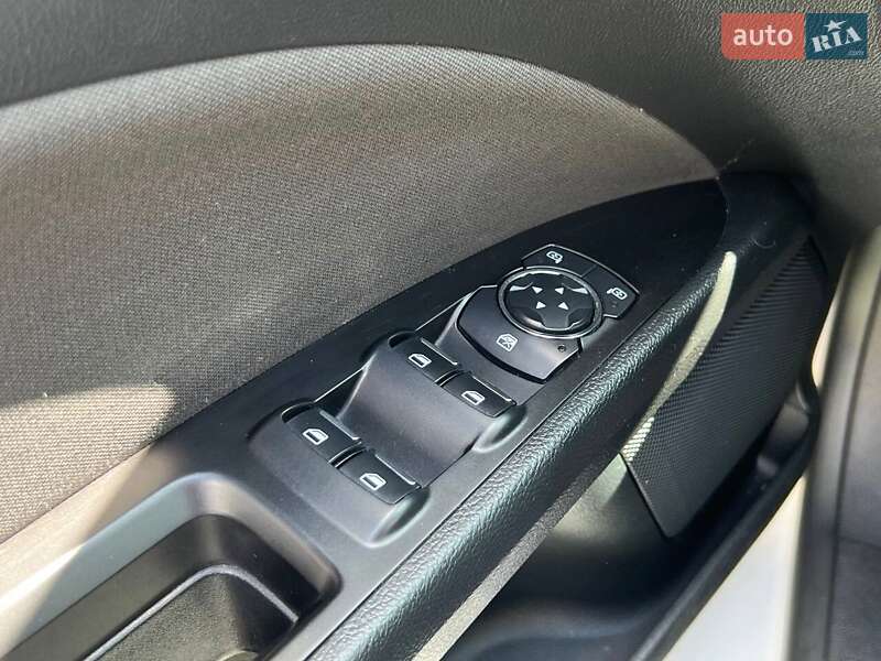 Седан Ford Fusion 2017 в Києві