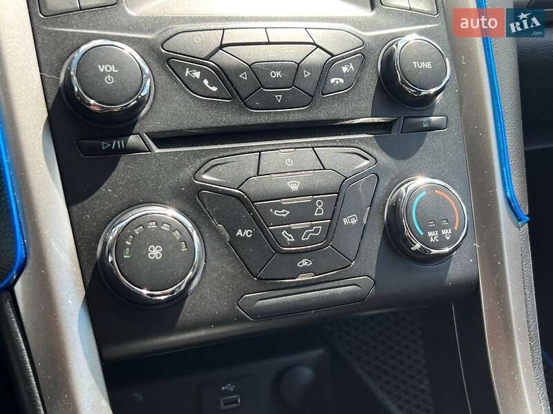 Седан Ford Fusion 2017 в Києві