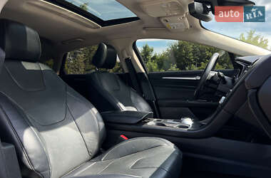 Седан Ford Fusion 2020 в 