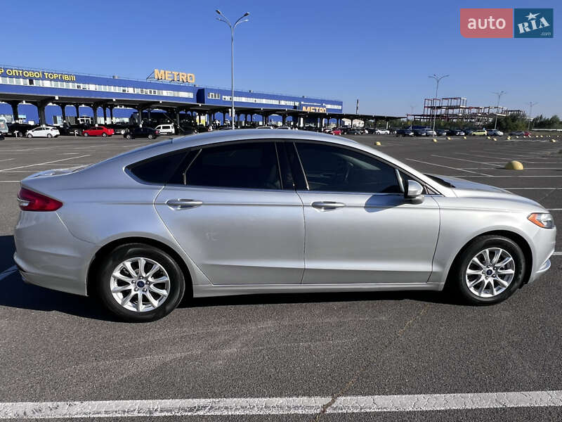 Седан Ford Fusion 2018 в Киеве фото 9 Седан Ford Fusion 2018 в Киеве
