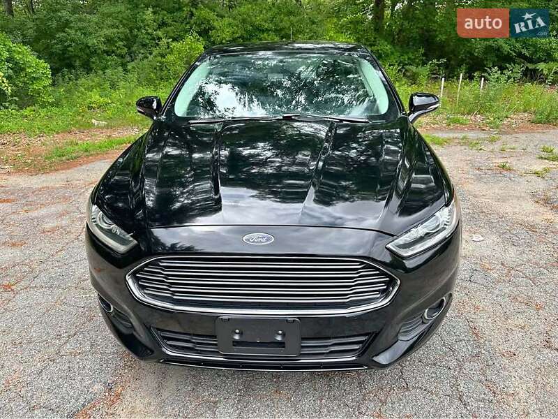 Седан Ford Fusion 2015 в Києві