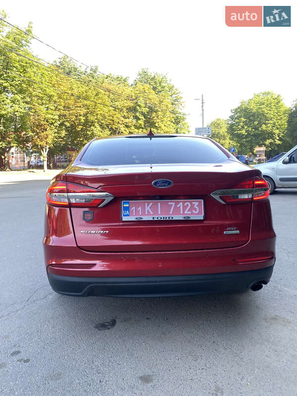 Седан Ford Fusion 2020 в Полтаві