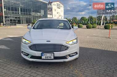Седан Ford Fusion 2017 в 