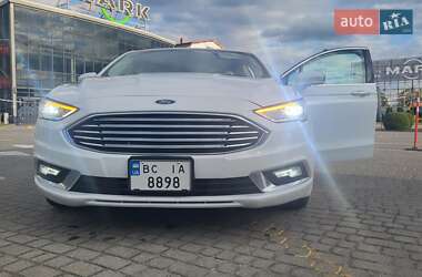 Седан Ford Fusion 2017 в 