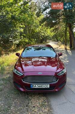 Седан Ford Fusion 2012 в 
