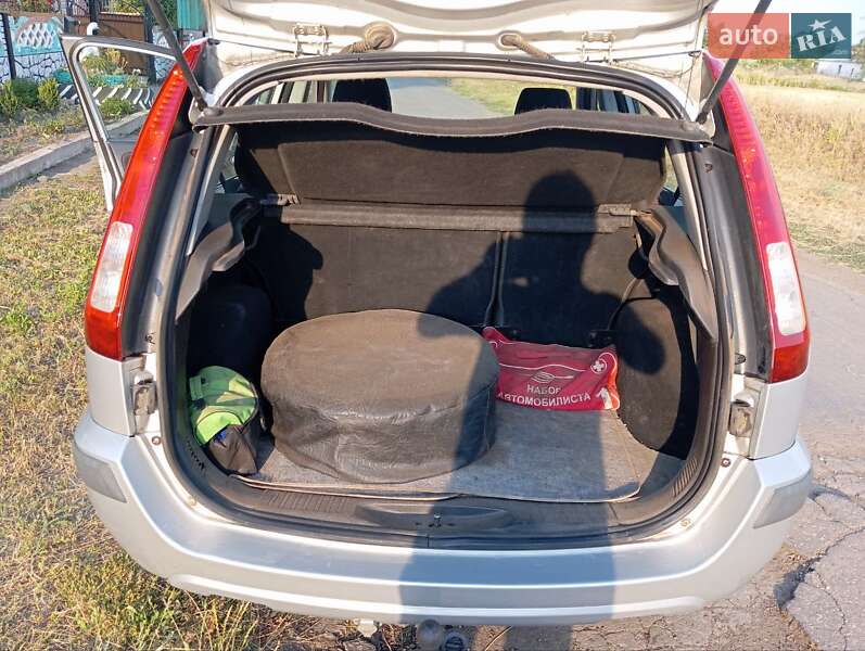 Хэтчбек Ford Fusion 2008 в Устиновке фото 5 Хэтчбек Ford Fusion 2008 в Устиновке