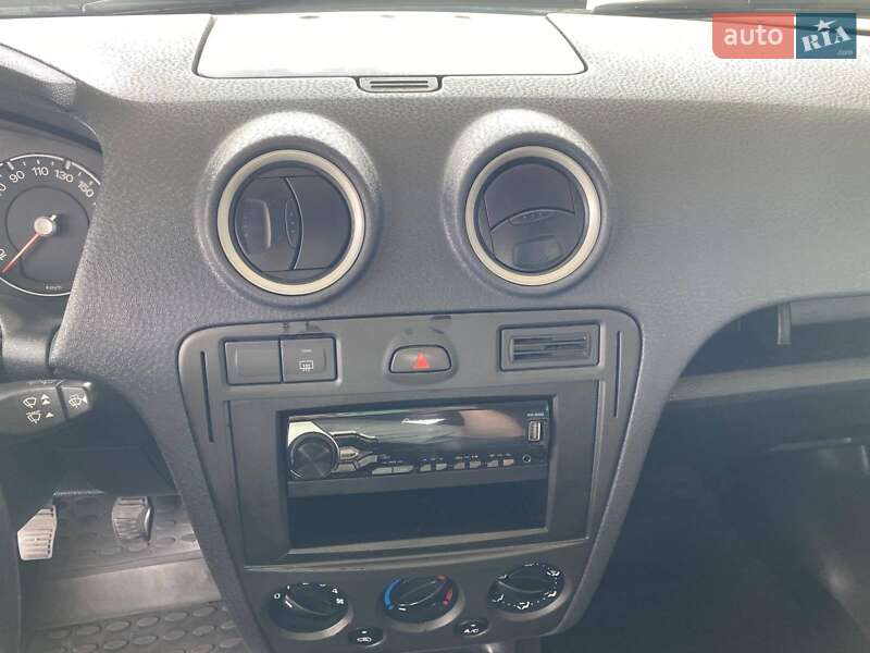 Хетчбек Ford Fusion 2007 в Миколаєві