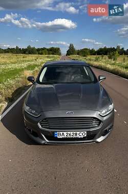 Седан Ford Fusion 2012 в 