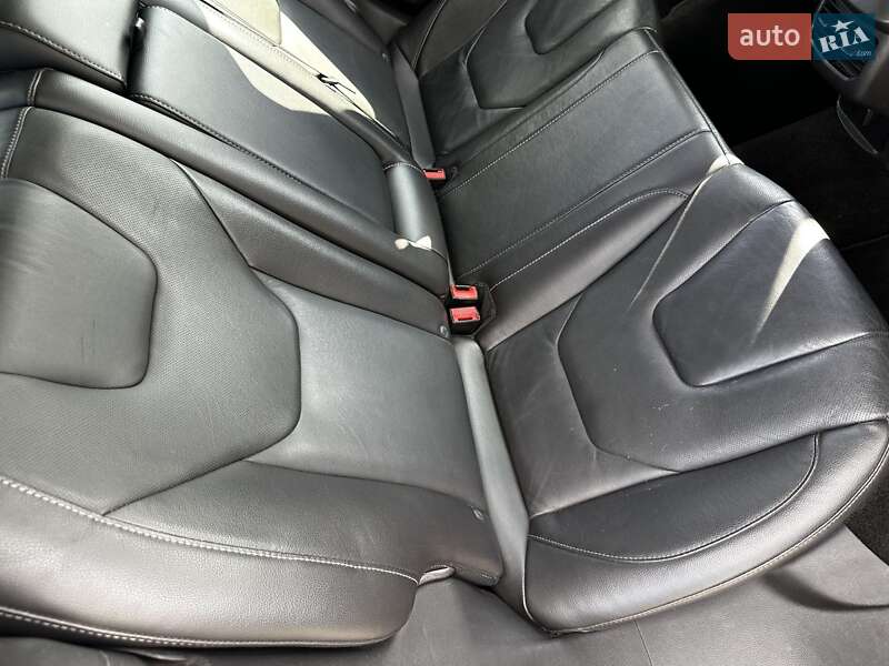 Седан Ford Fusion 2012 в Києві